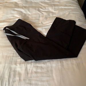 FIGS Black Livingston™ Basic Scrub Pants
